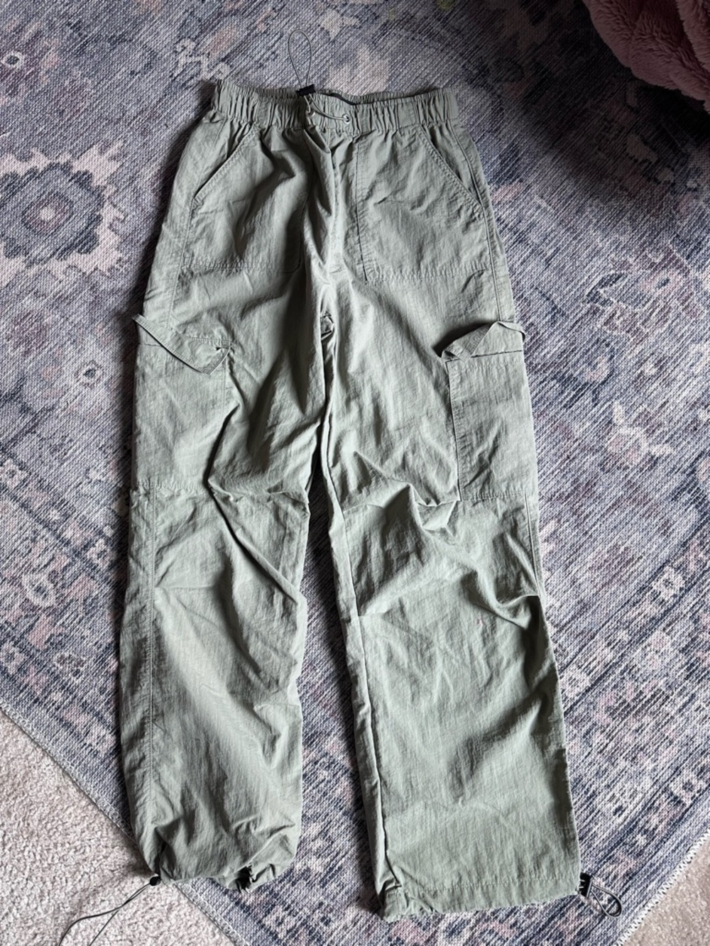 Women’s Cargo Pants in Sage Green